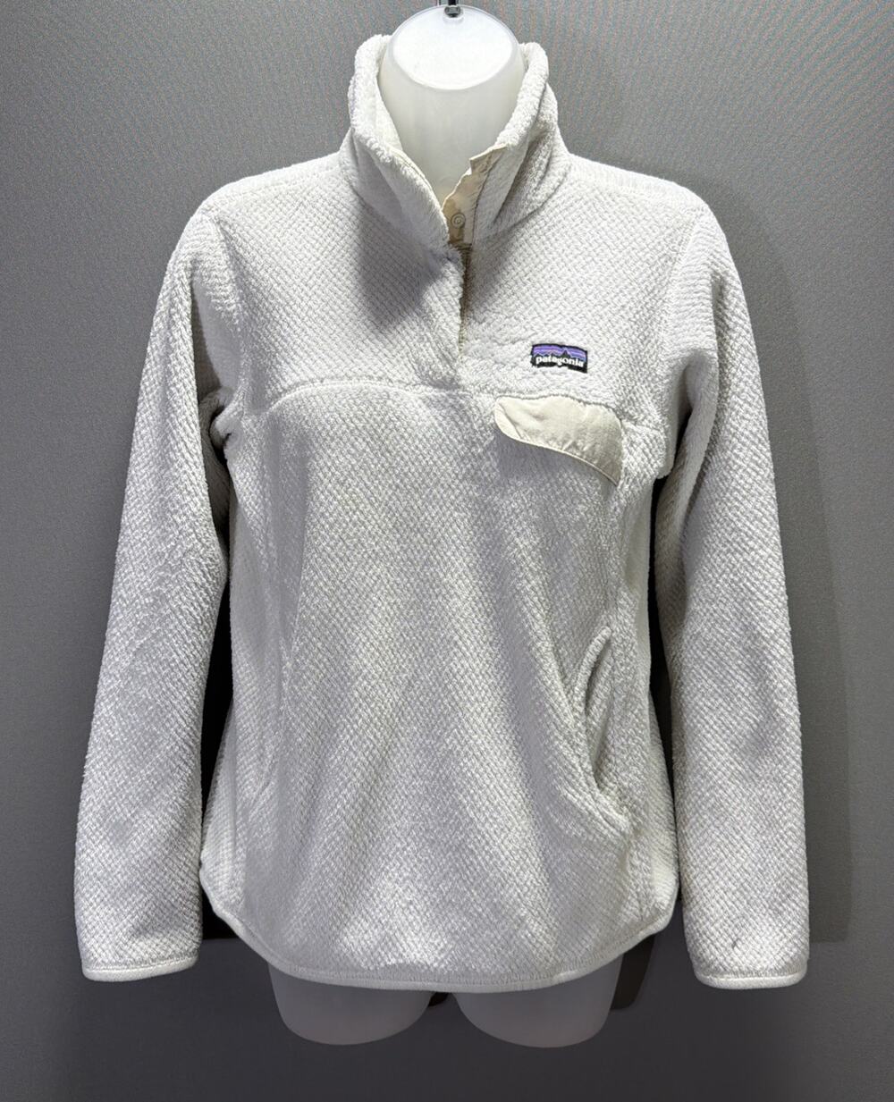 Patagonia Jacket Women Small White Re-Tool Snap-T Pullover Fleece Spot